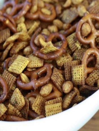 Nuts and Bolts Snack Mix