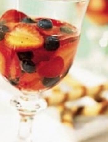 Berry-Muscat Wine Goblets recipes