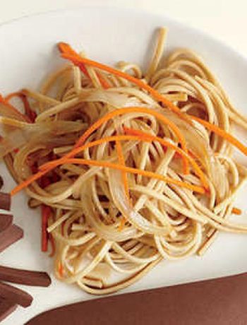 Noodles with Carrot and Onion