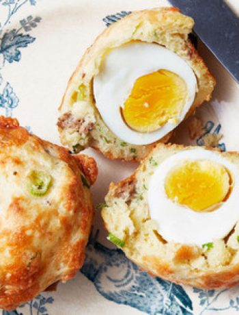 Breakfast Egg-and-Cheese Muffins