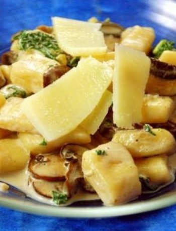 Potato Gnocchi With Kale and Mushrooms In A Goat Cheese Sauce