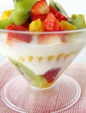 Fruity Yogurt Parfait