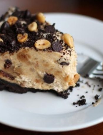 No-Bake Chocolate Peanut Butter Pie