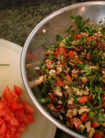 Middle Eastern Chopped Salad