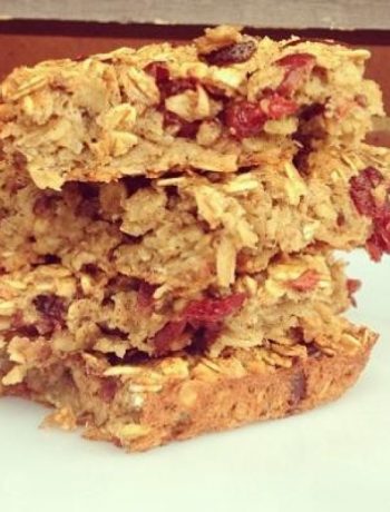 Baked Oatmeal with Dried Cranberries