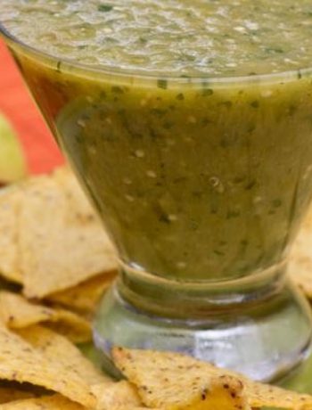 Salsa Verde By Mommie Cooks