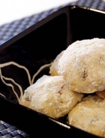 Authentic Mexican Wedding Cookies