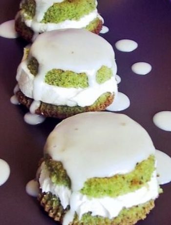 Italian Pistachio Cupcake With Buttercream Icing and Simple Sugar