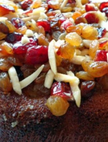 Mediterranean semolina cake