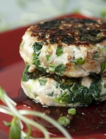 Turkey-Spinach Burgers With Sweet Soy-Ginger Sauce