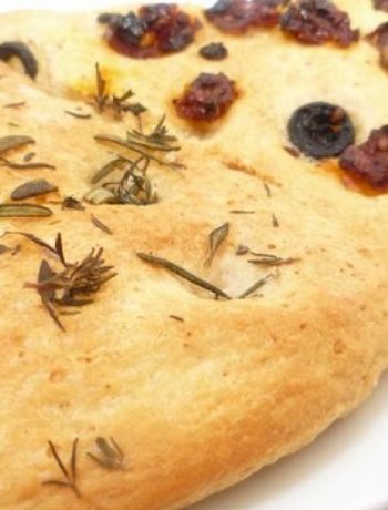 Sundried Tomato,Olive,Rosemary and Thyme Foccacia Bread