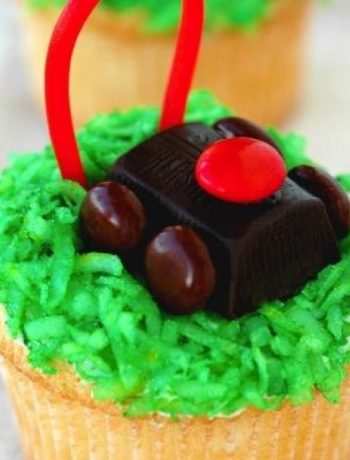 Lawnmower Coconut Cupcakes