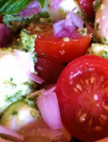 Mozzarella Pesto Salad