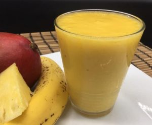 6 Quick & Easy Smoothies To Start Your Morning