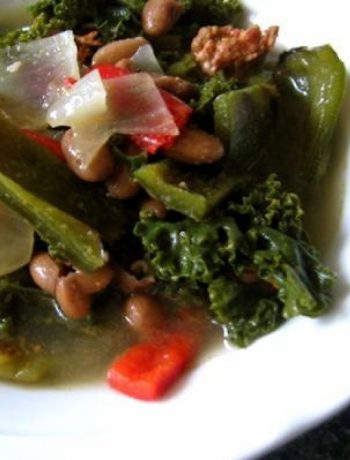 Pinto Beans, Roast Peppers & Kale Soup