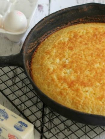 How to Make a Skillet Cornbread