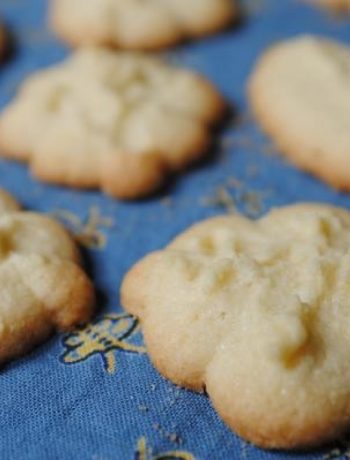 Gluten-Free Pressed Lemon Butter Cookies
