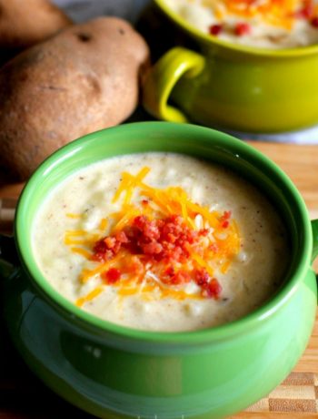 How to Make The Ultimate Slow Cooker Potato Soup