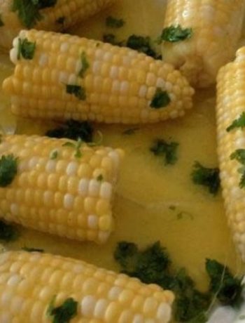 Corn on the Cob in Cilantro and Lime Butter