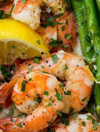 Shrimp and Asparagus Foil Packs with Garlic Lemon Butter Sauce