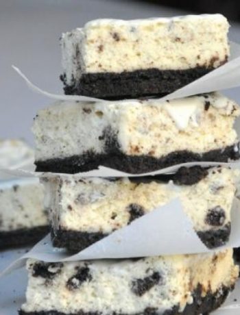 White Chocolate Oreo Cheesecake Bars