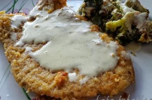 Pork schnitzel with tarragon cream sauce