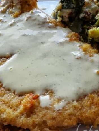 Pork schnitzel with tarragon cream sauce