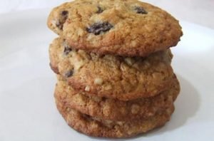 Gluten Free Oatmeal Raisin Cookies