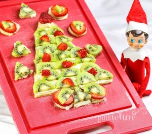 How to Make the Ultimate Christmas Fruit Pizza