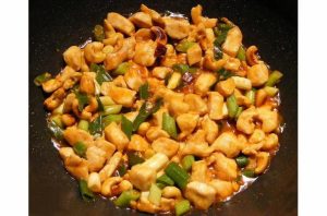 Kung Pao Chicken With Peanuts